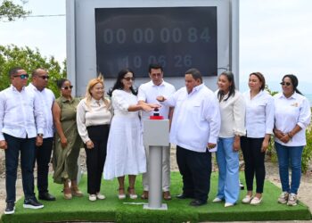 MITUR inicia trabajos para recuperar y embellecer la playa Monte Río